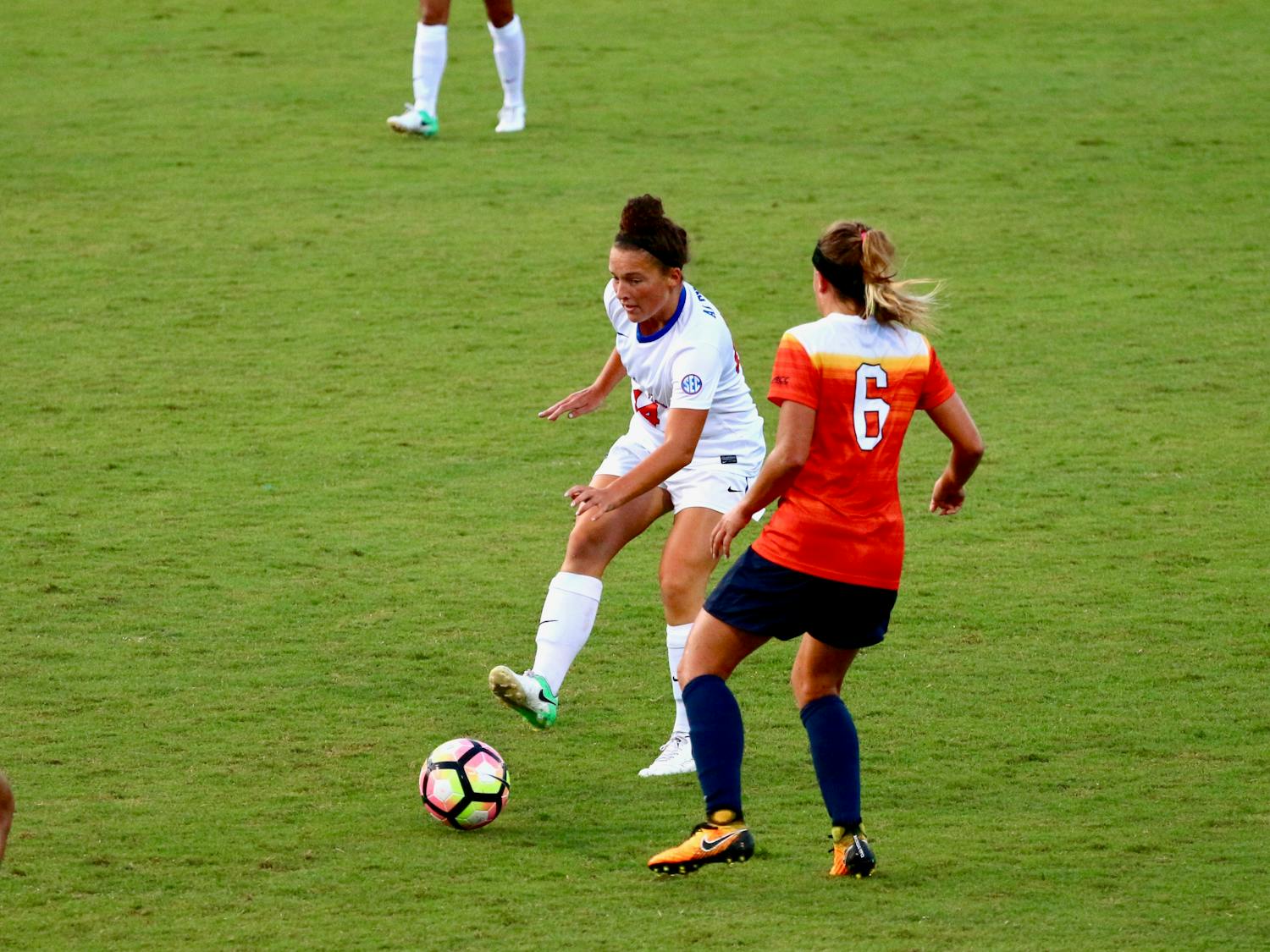 Sophomore forward Madison Alexander gave Florida a 2-0 lead in the 35th minute. It was her second goal in as many games for the Gators this season. 