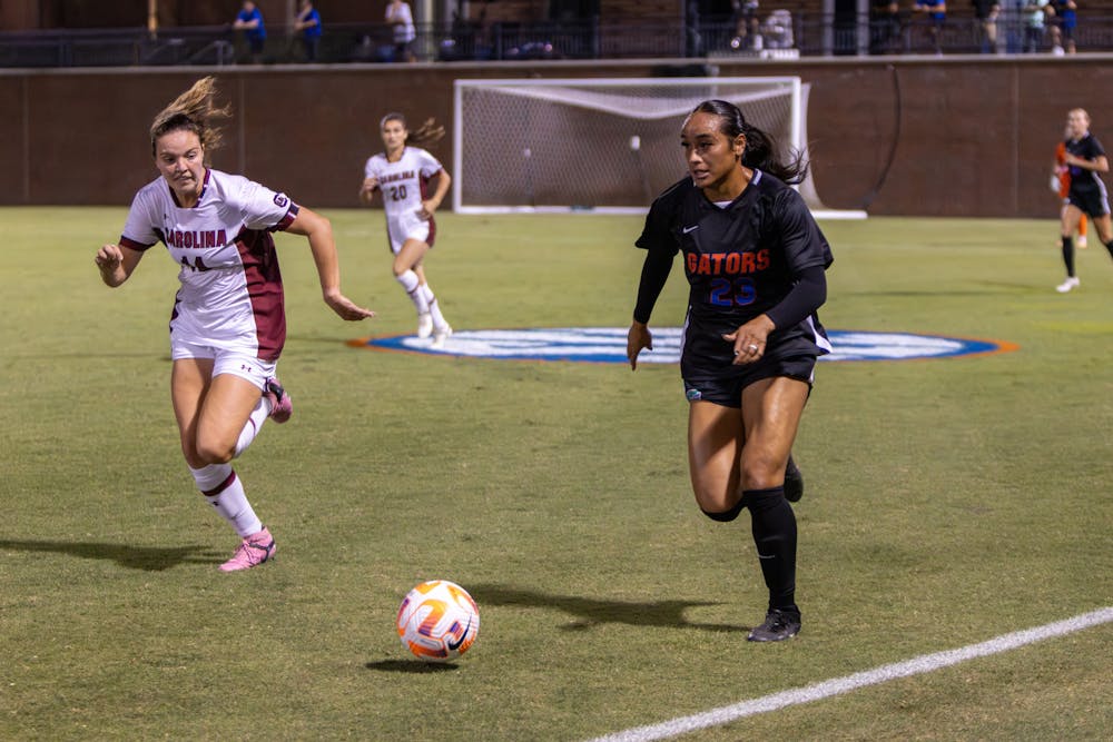 Redshirt senior defender Daviana Vaka dribbles the ball down the field in the Gators' 0-0 tie with the South Carolina Gamecocks on Thursday, Oct. 30, 2023.