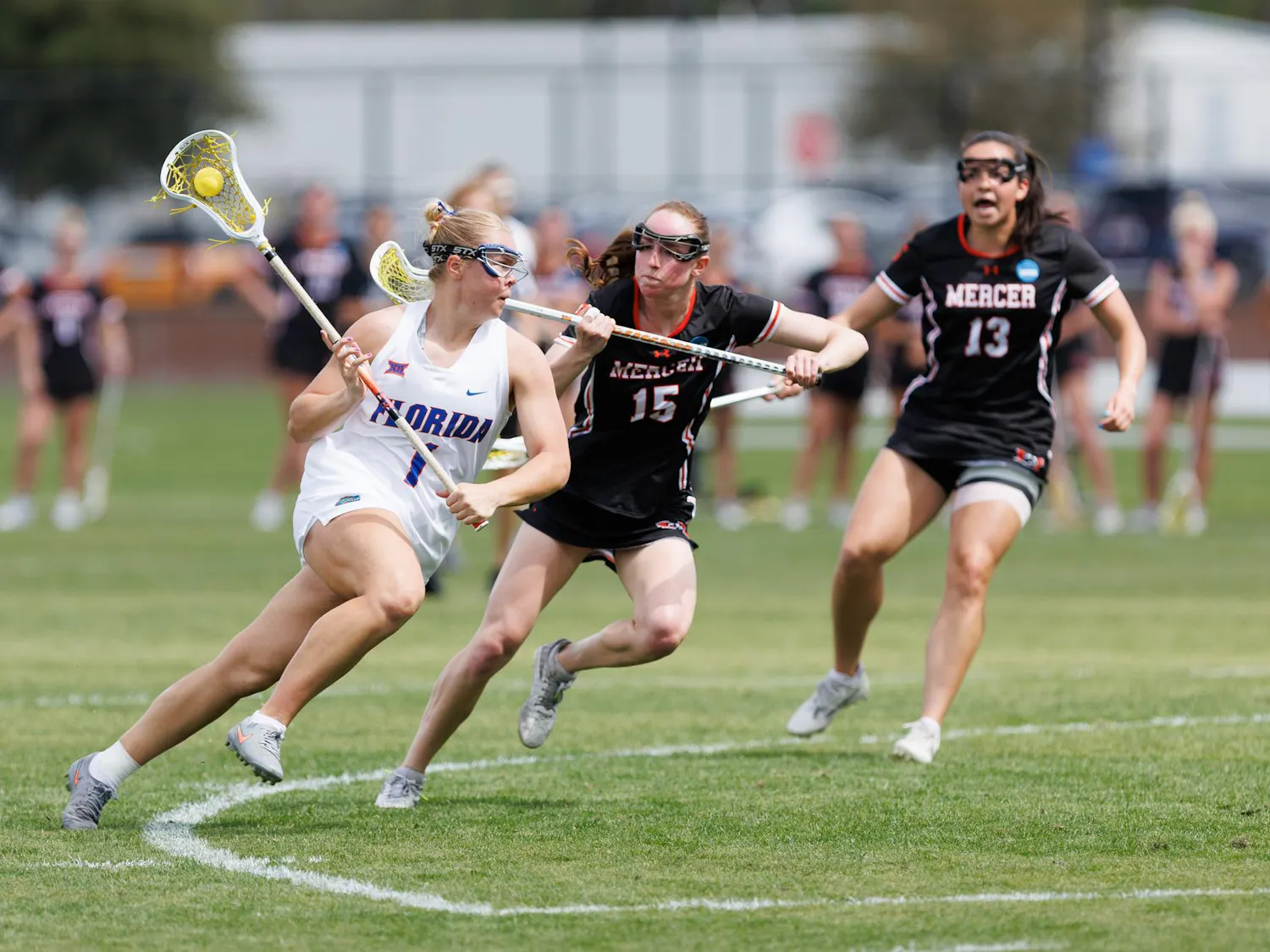 Florida midfielder Gabby Greene (1) cradles the ball during the first quarter of an NCAA women’s lacrosse gmae against Mercer, Saturday, March 07, 2026, in Gainesville, Fla.