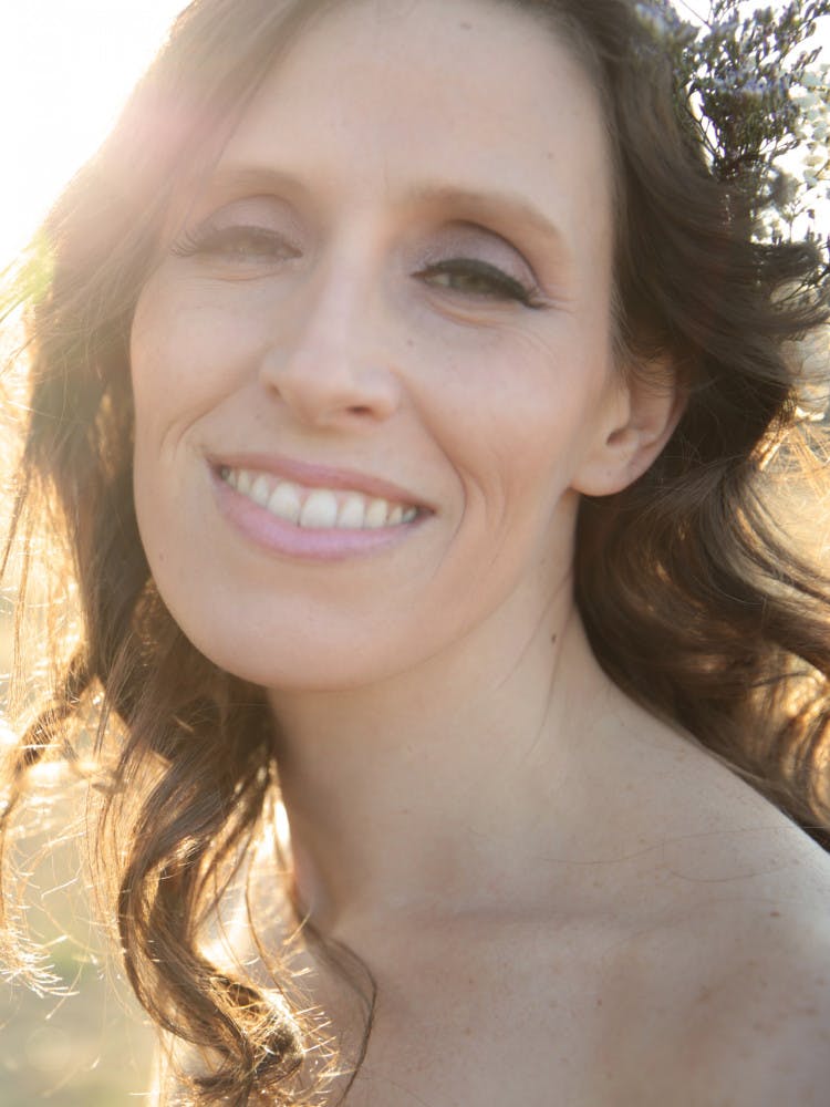 With a relaxing sound and an ethereal voice to match, Edie Carey will bring her talents to Heartwood Soundstage this week.