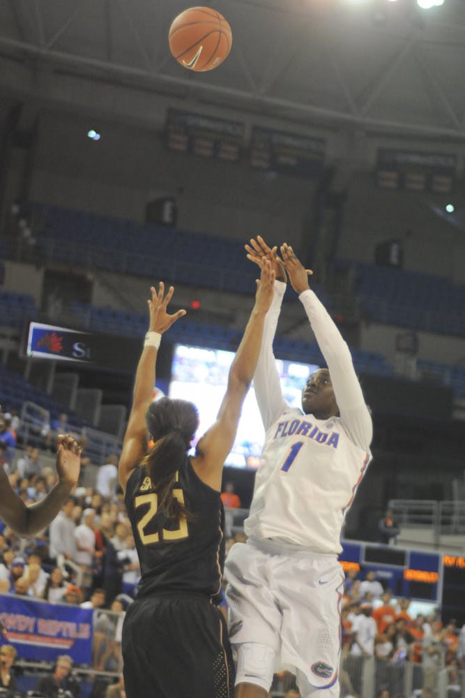 UF's Ronni Williams shoots during Florida's 82-72 win over Florida State o Nov. 15, 2015, in the O'Connell Center.