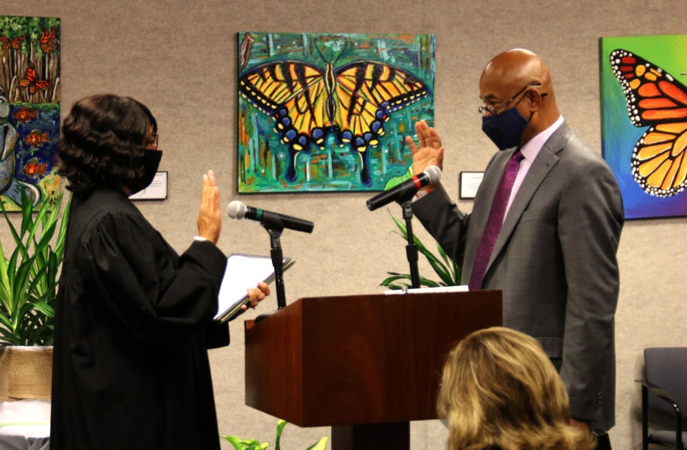 Picture of Charles Chestnut IV being sworn into office