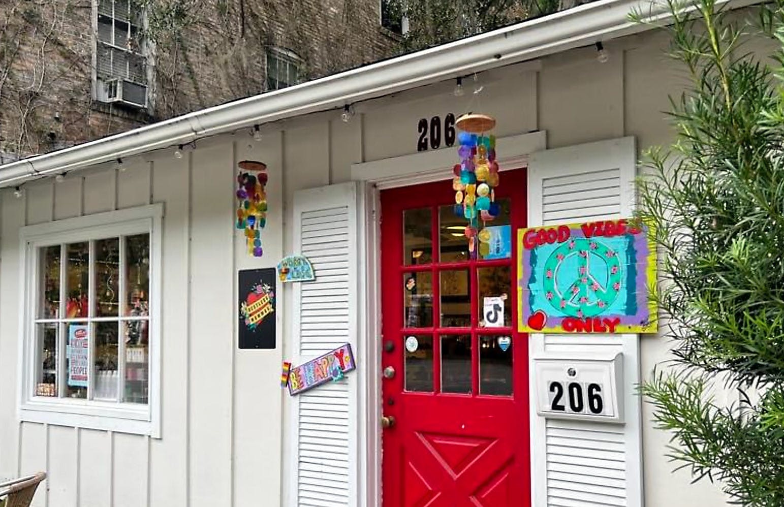 Outside of the Restless Mommas gift shop in Micanopy, Florida. 