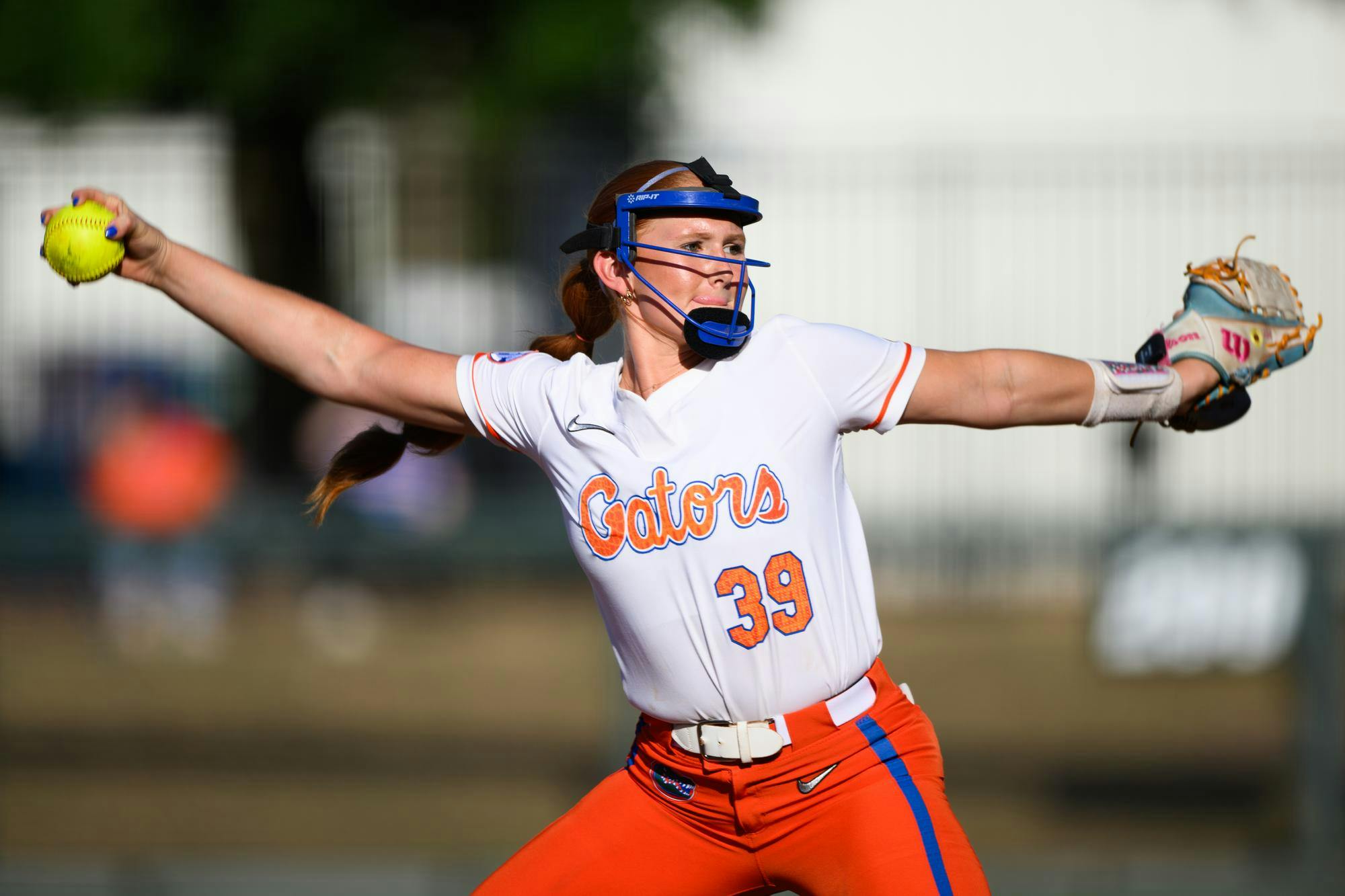 Florida right-handed pitcher Katelynn Oxley (39) throws during an NCAA softball game against FGCU, Wednesday, April 15, 2026, in Gainesville, Fla.