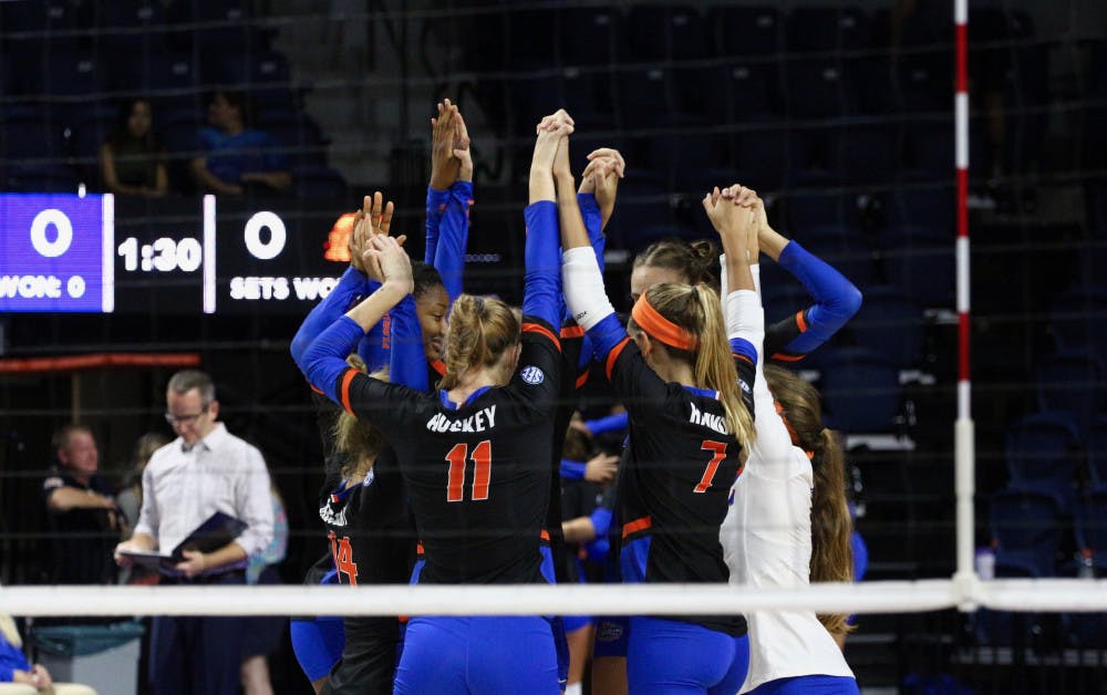 After losing four star athletes to graduation, the UF volleyball team welcomes seven new members for the 2018 season. 
