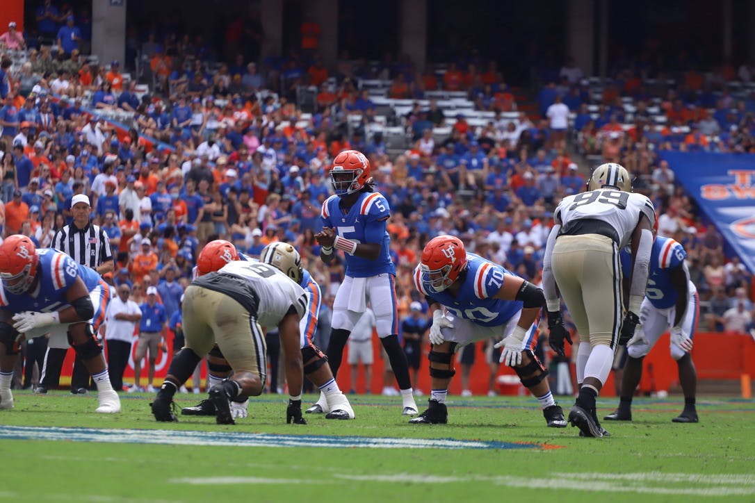 Florida quarterback Emory Jones prepares for a play against Vanderbilt during Saturday's 42-0 victory.