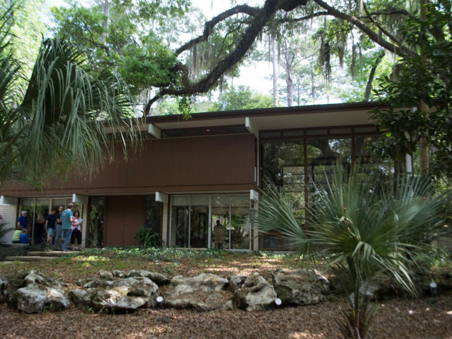 The 3105 SW 5th Court house was one of the six mid-century modern homes featured on the Gainesville Modern Weekend tour&nbsp;on Saturday. Each house had contractors and/or the homeowners on-site to answer questions.&nbsp;