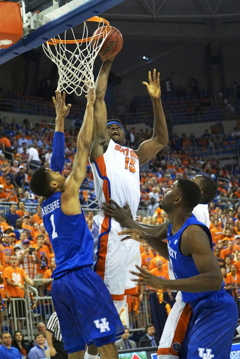 <p>John Egbunu dunks during Florida's 88-79 loss to Kentucky on March 1, 2016, in the O'Connell Center.</p>