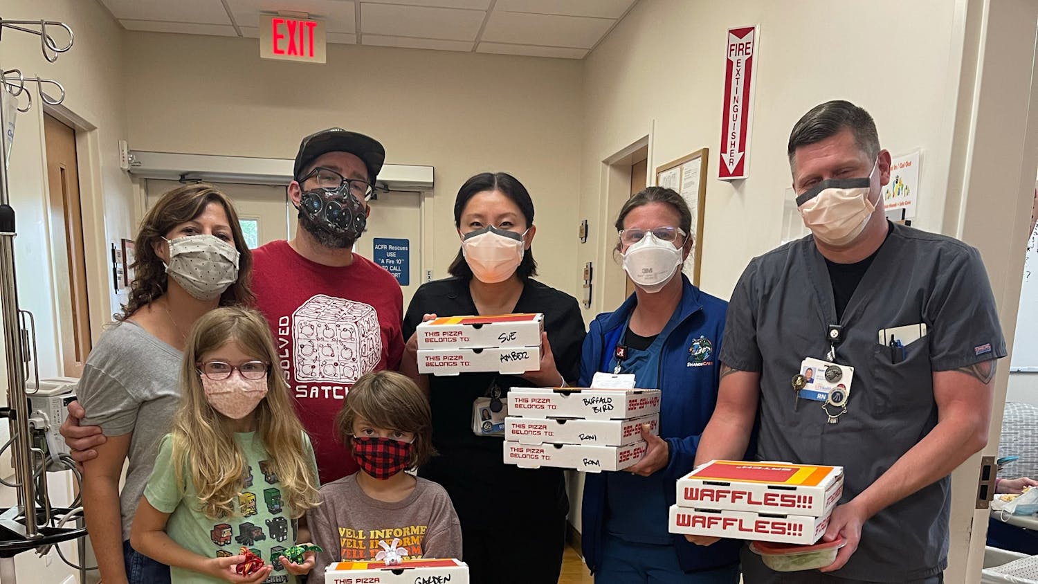 As part of their community outreach efforts, Satch² is donating pizzas to local hospitals to give back to healthcare workers.