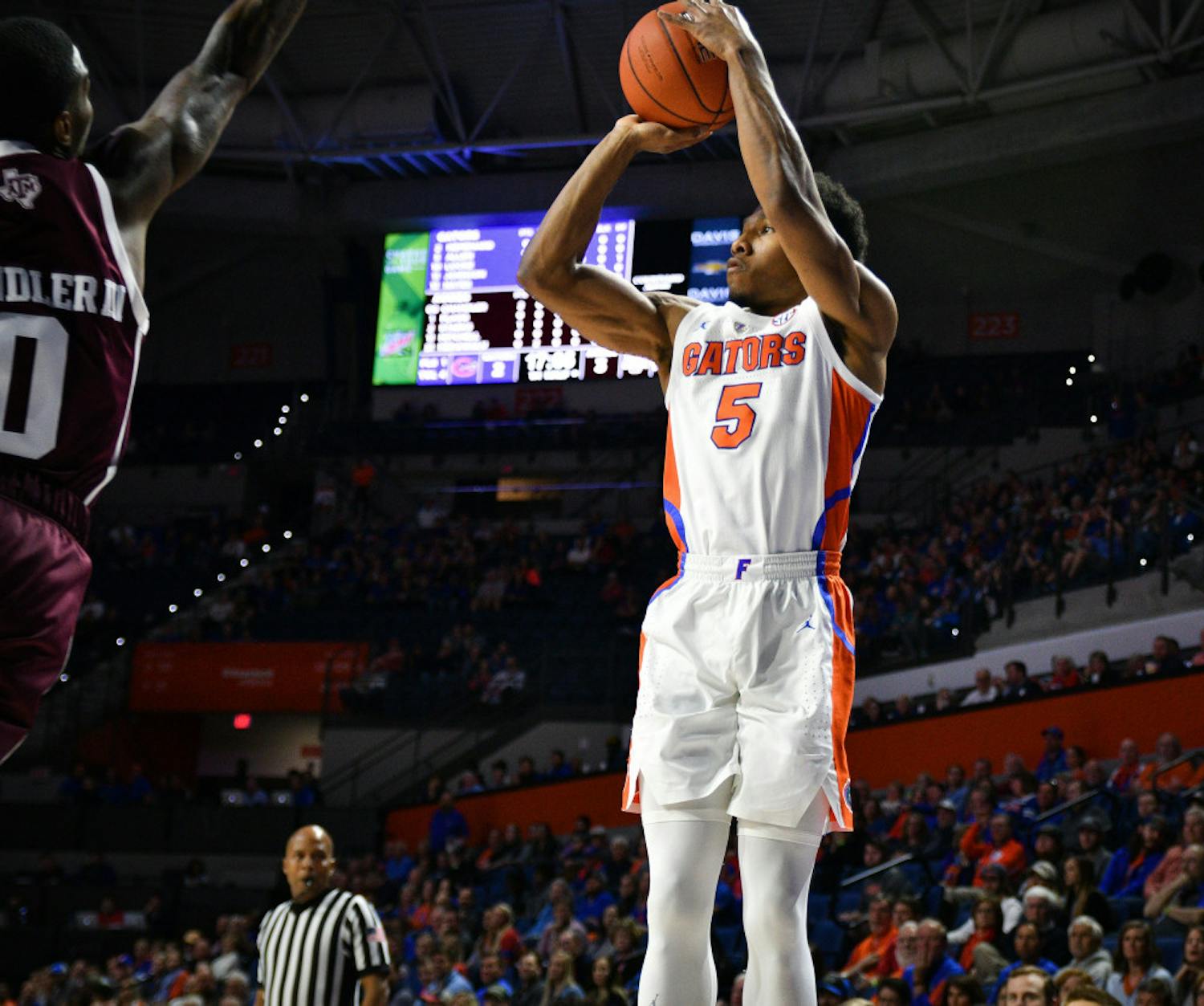 Florida guard KeVaughn Allen became the first Gator this season to eclipse 20 points. He was 10 of 16 on the night, which included 8 of 10 from three, to drop a game-high 31 points against Texas A&amp;M. 