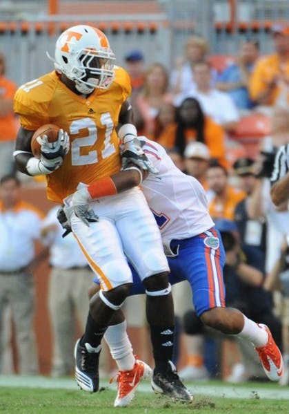 Tennessee wide receiver Da’Rick Rogers (21) and teammate Justin Hunter have combined for more than 500 yards and five touchdowns this year.