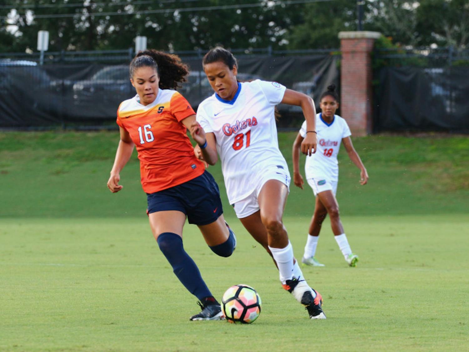 Defender Rachelle Smith called a team meeting after the Gators gave up their third goal to Southern California Sunday night. 