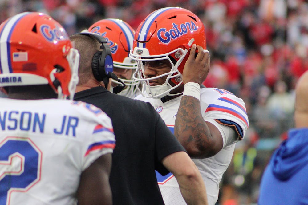 <p>Florida quarterback Anthony Richardson in the huddle during the first half of the Gators&#x27; loss to Georgia Saturday, Oct. 29, 2022. ﻿</p>