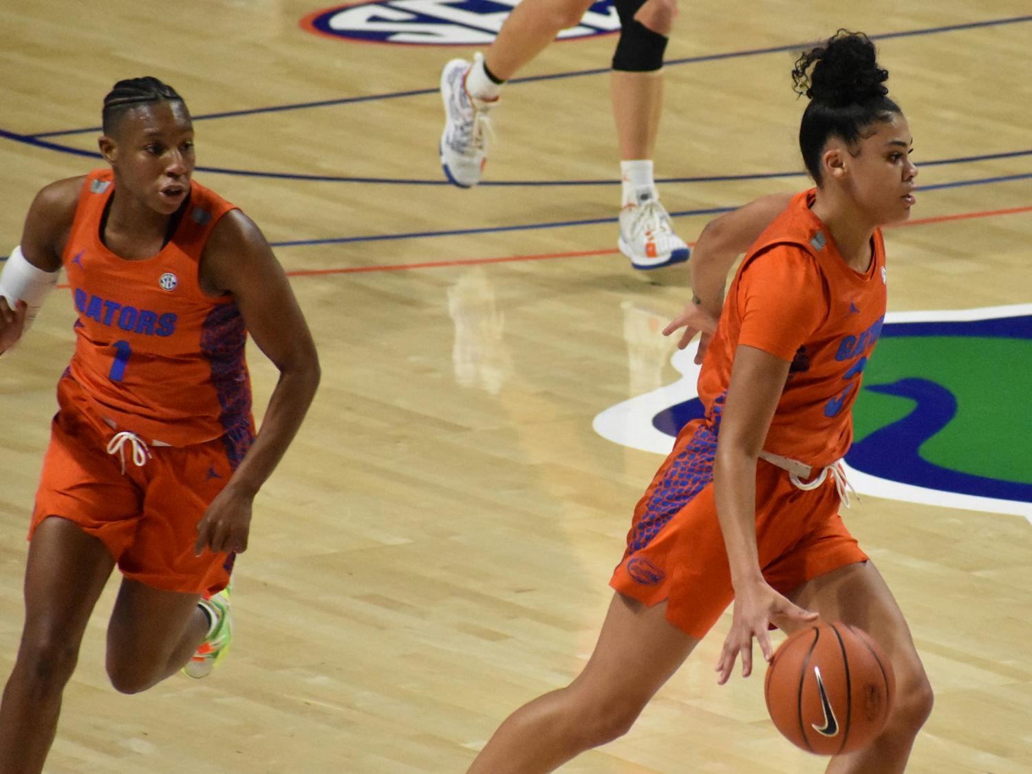 Kiki Smith (left) and Lavender Briggs (right), pictured during a game against Mizzou game Jan. 28. Smith scored a game-high 28 points for the Gators Sunday.