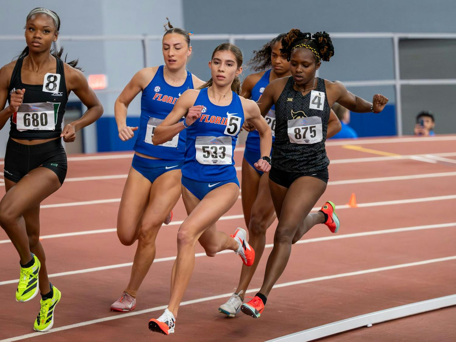 Florida distance runner Claire Stegall runs in the women’s 1000 during the Jimmy Carnes Invitational in Gainesville, Fla., Friday, Jan. 16, 2026.