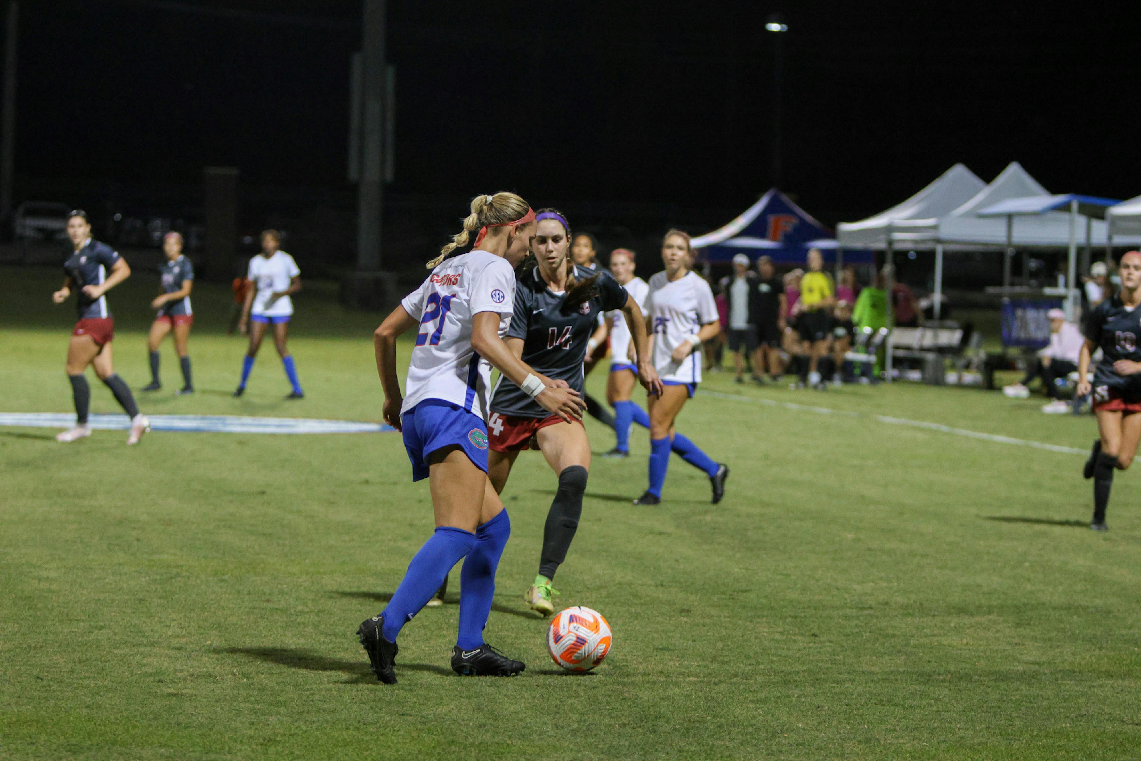 Gators lose high-scoring match to Vanderbilt - The Independent Florida Alligator - Vimarsana News
