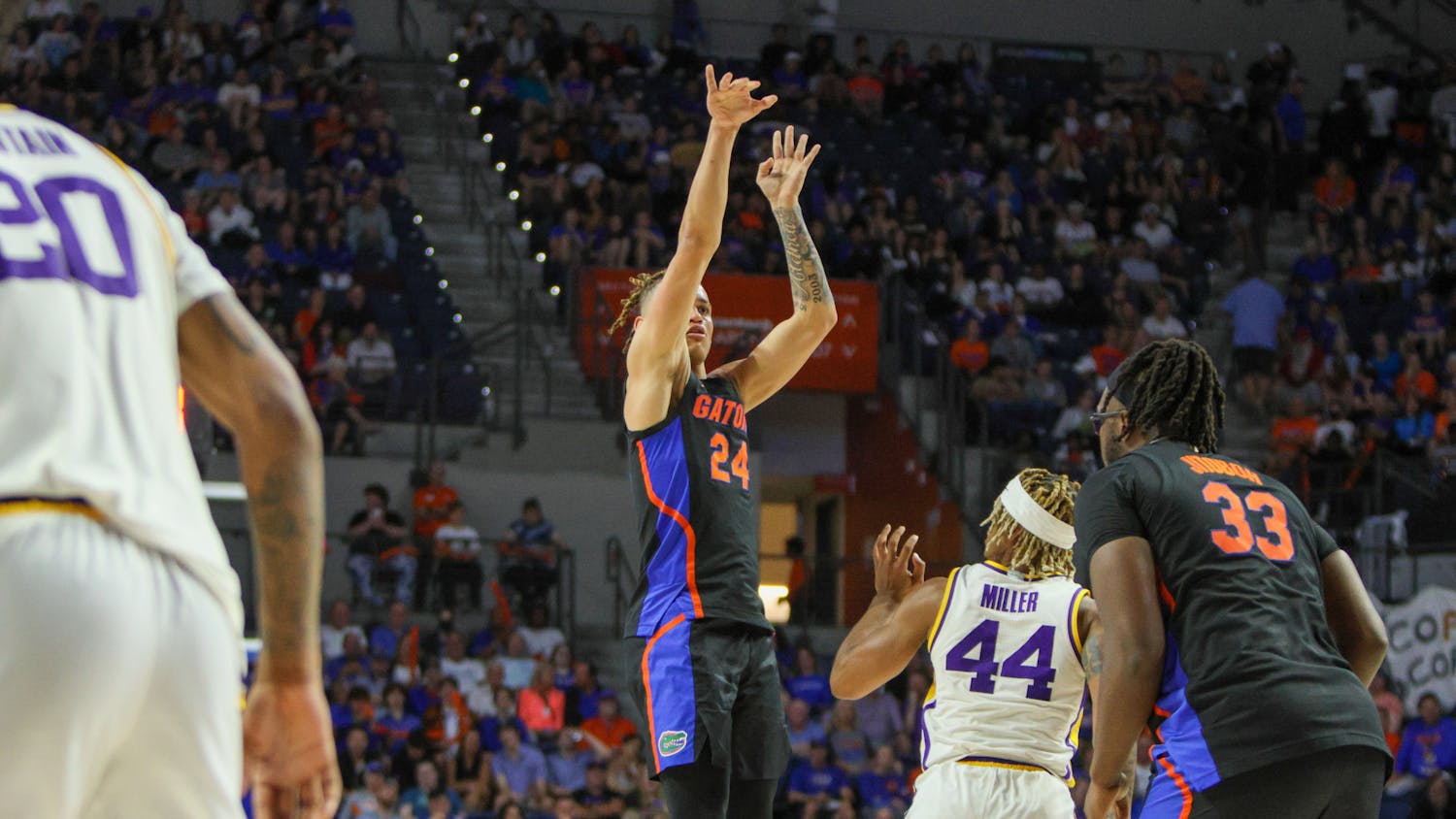 Florida guard Riley Kugel takes a jump shot in the Gators' 79-67 win against the Louisiana State Tigers Saturday, March 4, 2023.