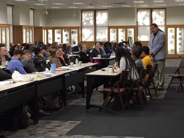 
Justin Hosbey, Randi Gill-Sadler, Raja Rahim and Justin Dunnavant speak on a panel to discuss the challenges of collecting oral history. (Photo by University of Florida)
&nbsp;

&nbsp;