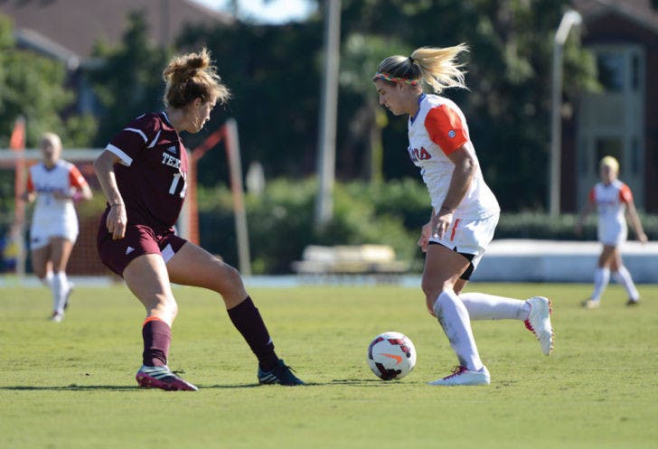 Savannah Jordan dribbles the ball during Florida’s 2-0 win against Texas A&amp;M on Oct. 27 in Gainesville. Jordan scored the game-winning goal in Florida's 1-0 win against Arkansas on Wednesday.