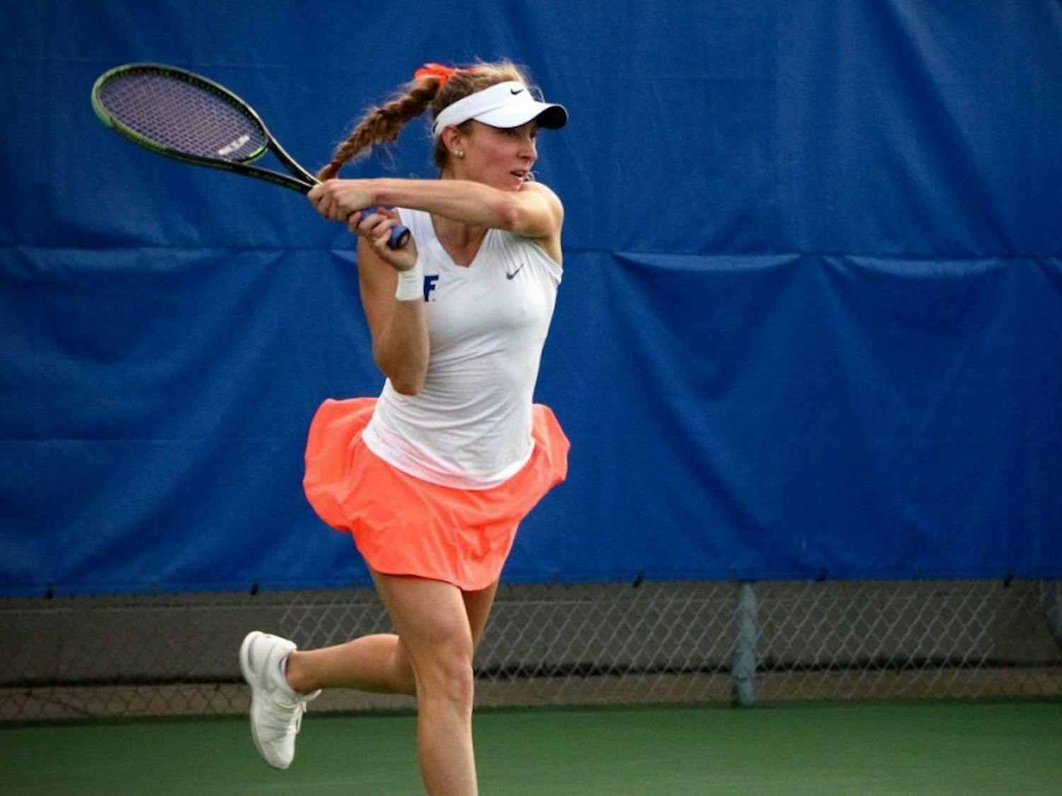 Senior Josie Kuhlman clinched the match for Florida in a 4-2 win over South Carolina on Saturday. 