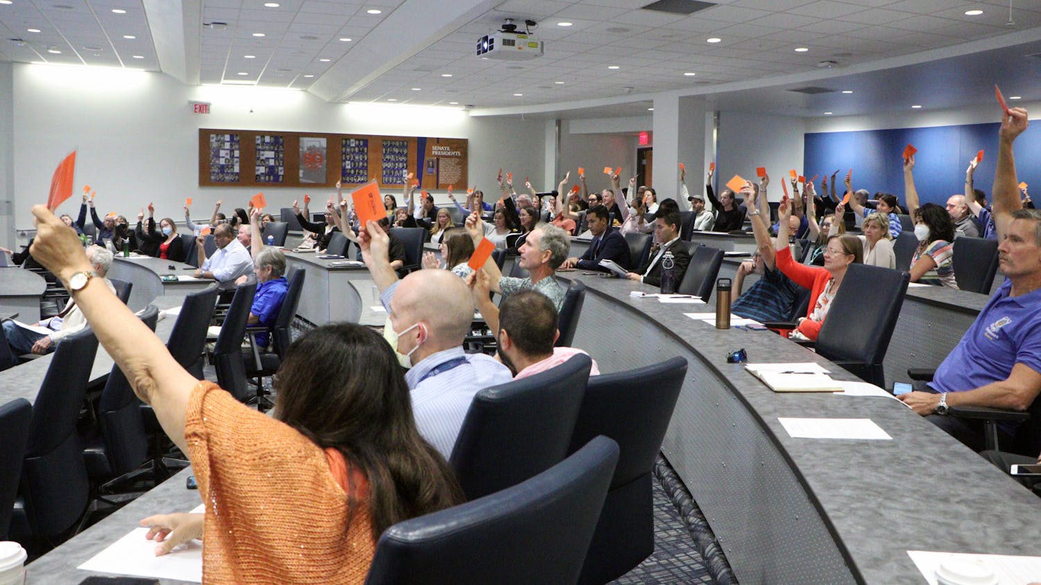 UF Faculty Senate votes on a resolution of no confidence for the process of selecting Ben Sasse as a presidential finalist Thursday, Oct. 27, 2022. 
