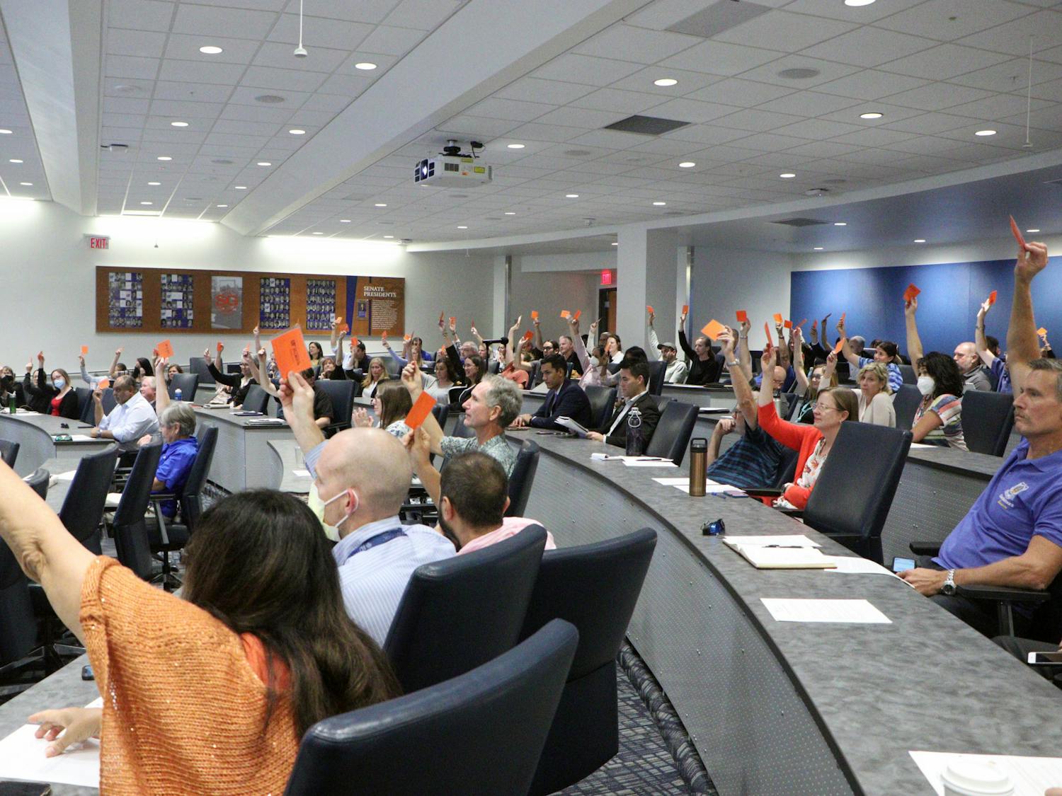 UF Faculty Senate votes on a resolution of no confidence for the process of selecting Ben Sasse as a presidential finalist Thursday, Oct. 27, 2022.