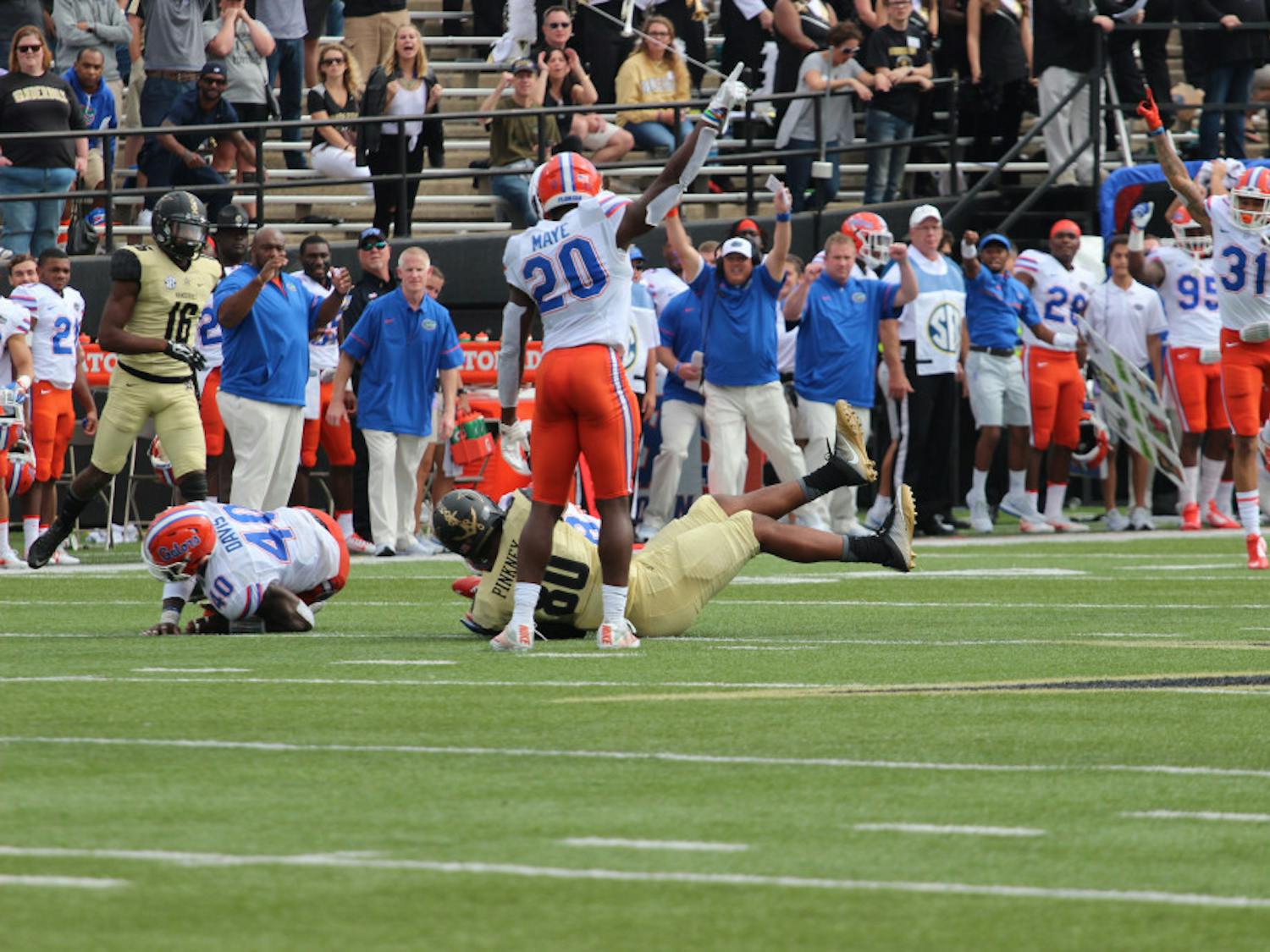 Marcus Maye (20) points to the crowd in celebration during Florida's 13-6 win over Vanderbilt on Oct. 1, 2016, at Vanderbilt Stadium.