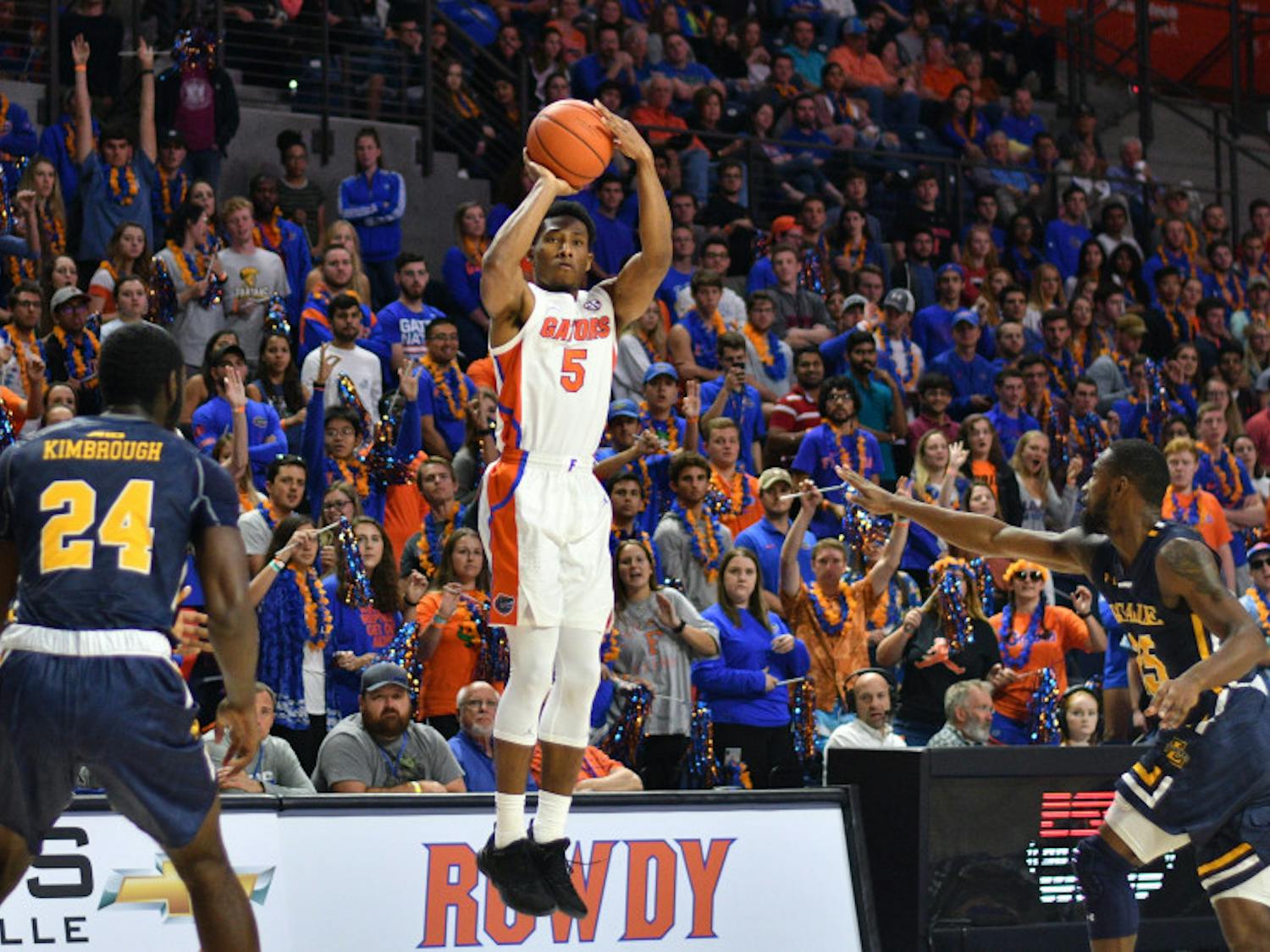 Florida guard KeVaughn Allen went 0-for-3 from the field in the Gators’ 82-69 win against La Salle on Saturday in the O’Connell Center. He shot 6-for-11 in his previous game against Charleston Southern.