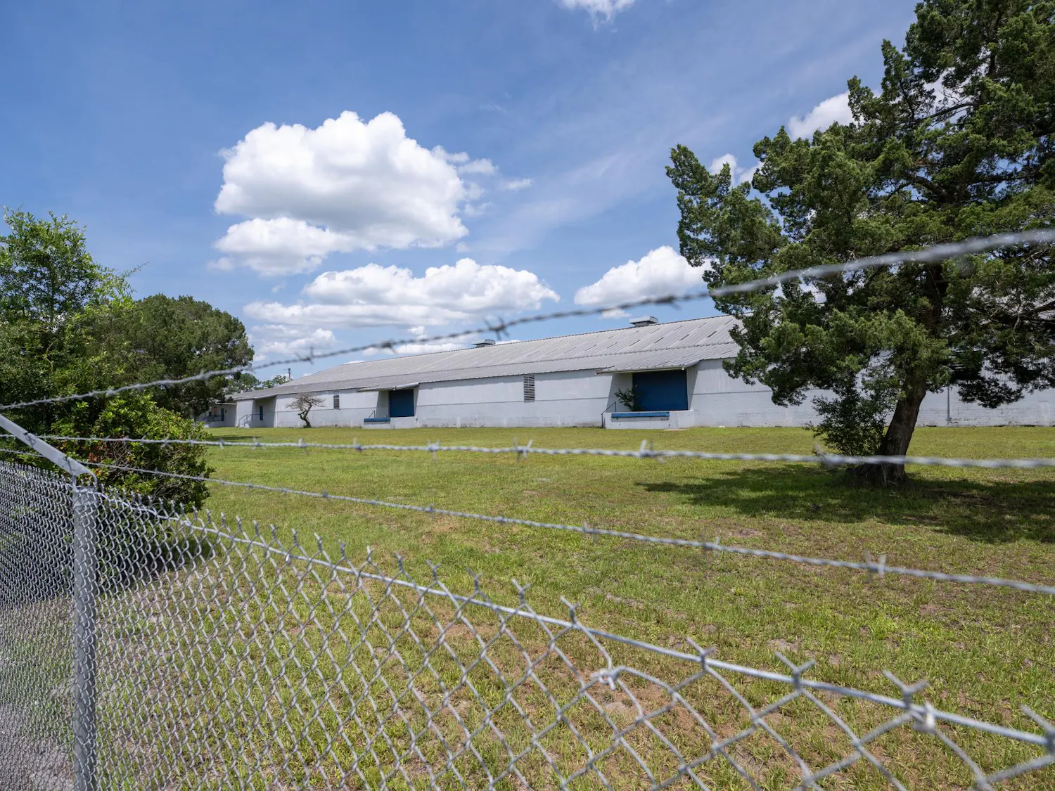 A 104,000 square foot building sits empty, Saturday, June 20, 2026, near downtown Starke, Fla.