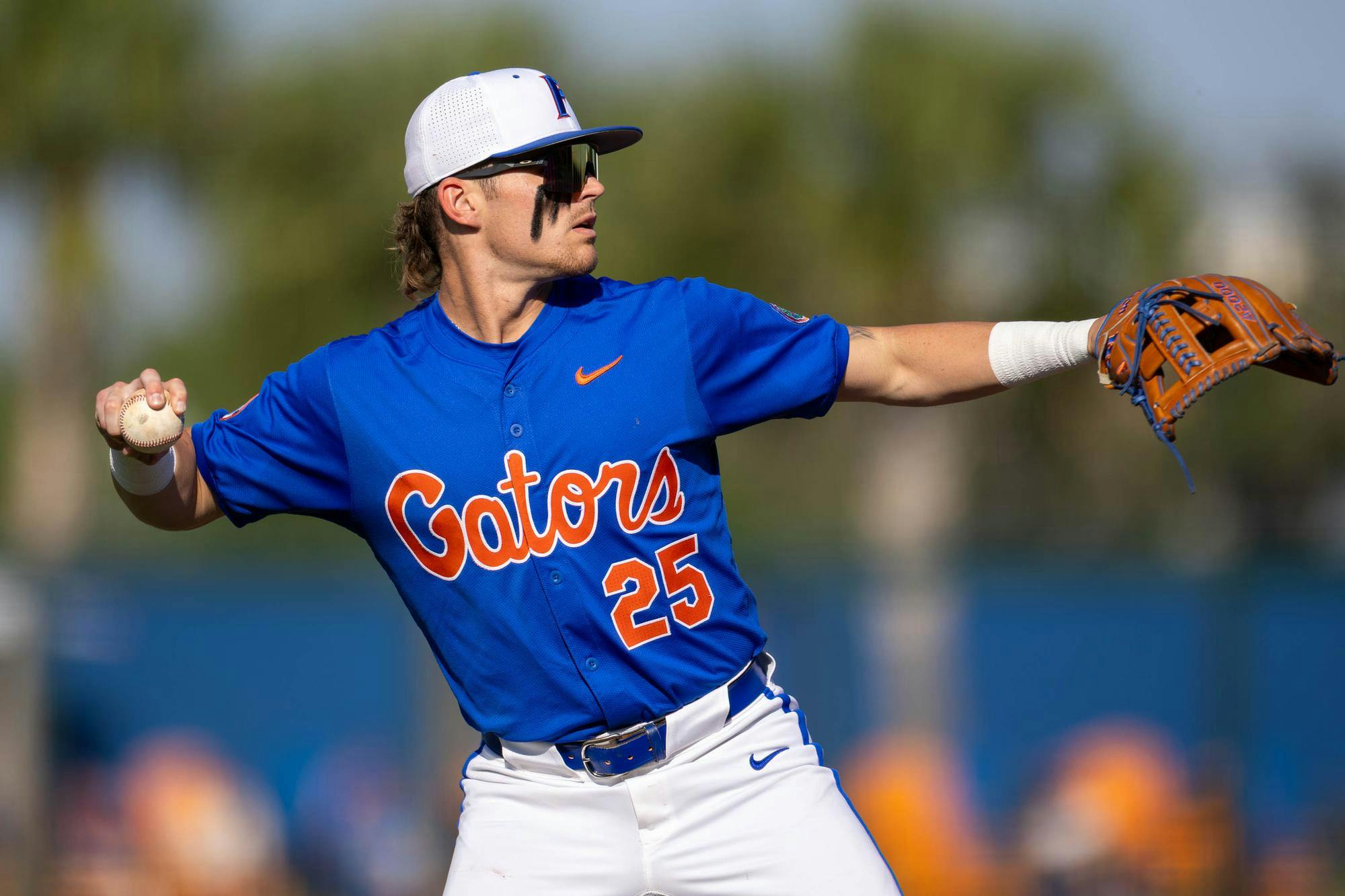 Florida infielder Kolt Myers (25) throws the ball during an NCAA college baseball game against Auburn at Condron Family Ballpark in Gainesville, Fla., Friday, April 17, 2026.