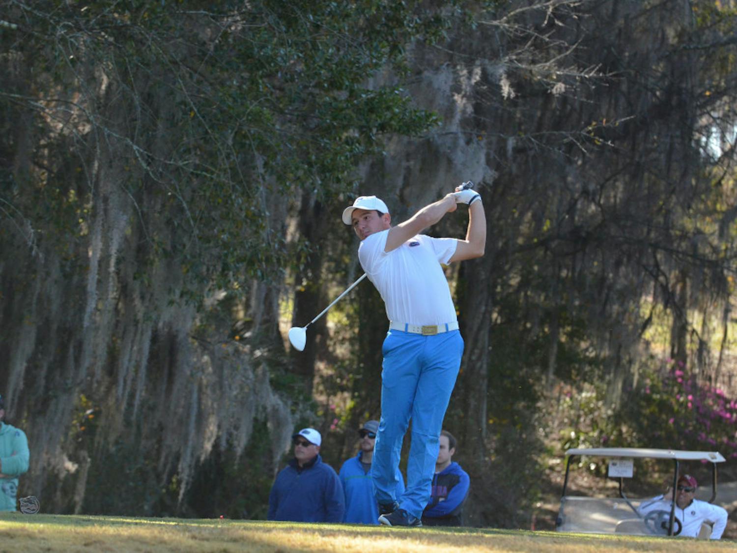 Alejandro Tosti tees off during the 2016 SunTrust Gator Invitational at the Mark Bostick golf course.