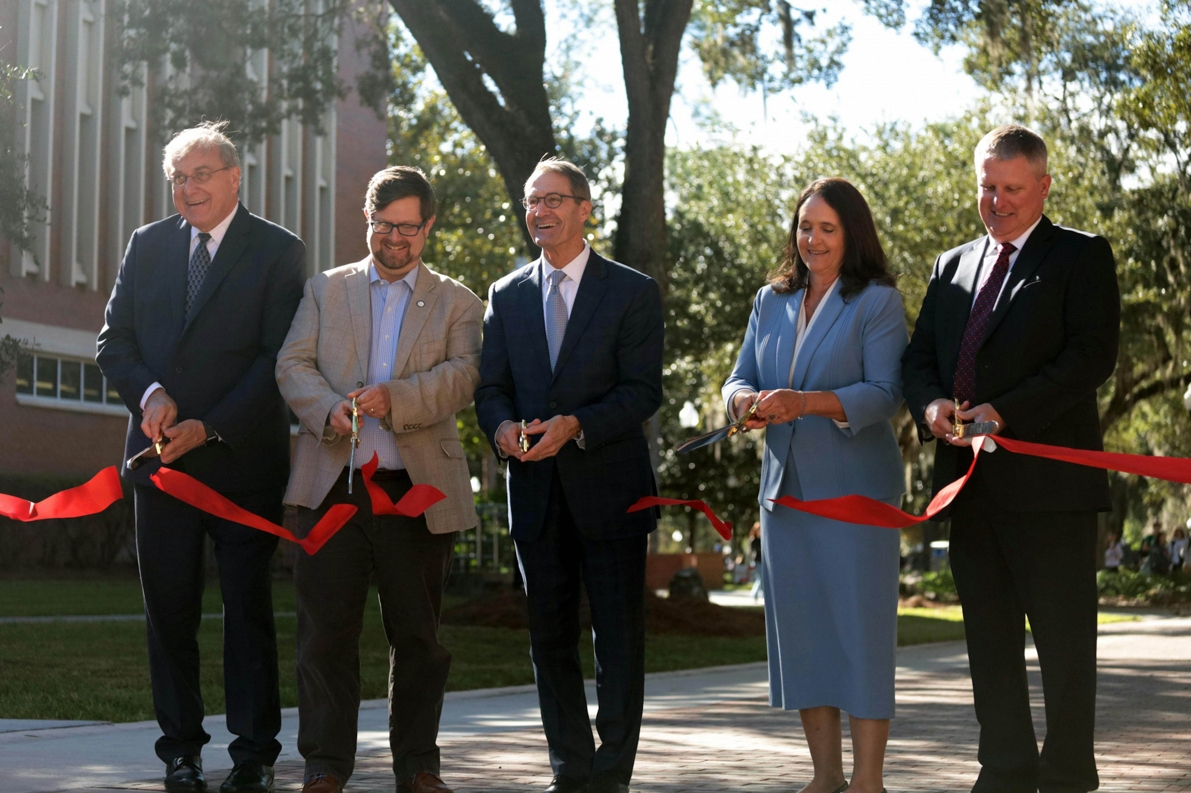 UF unveils newest University Avenue traffic safety measure — Newell Gateway - The Independent Florida Alligator - Vimarsana News