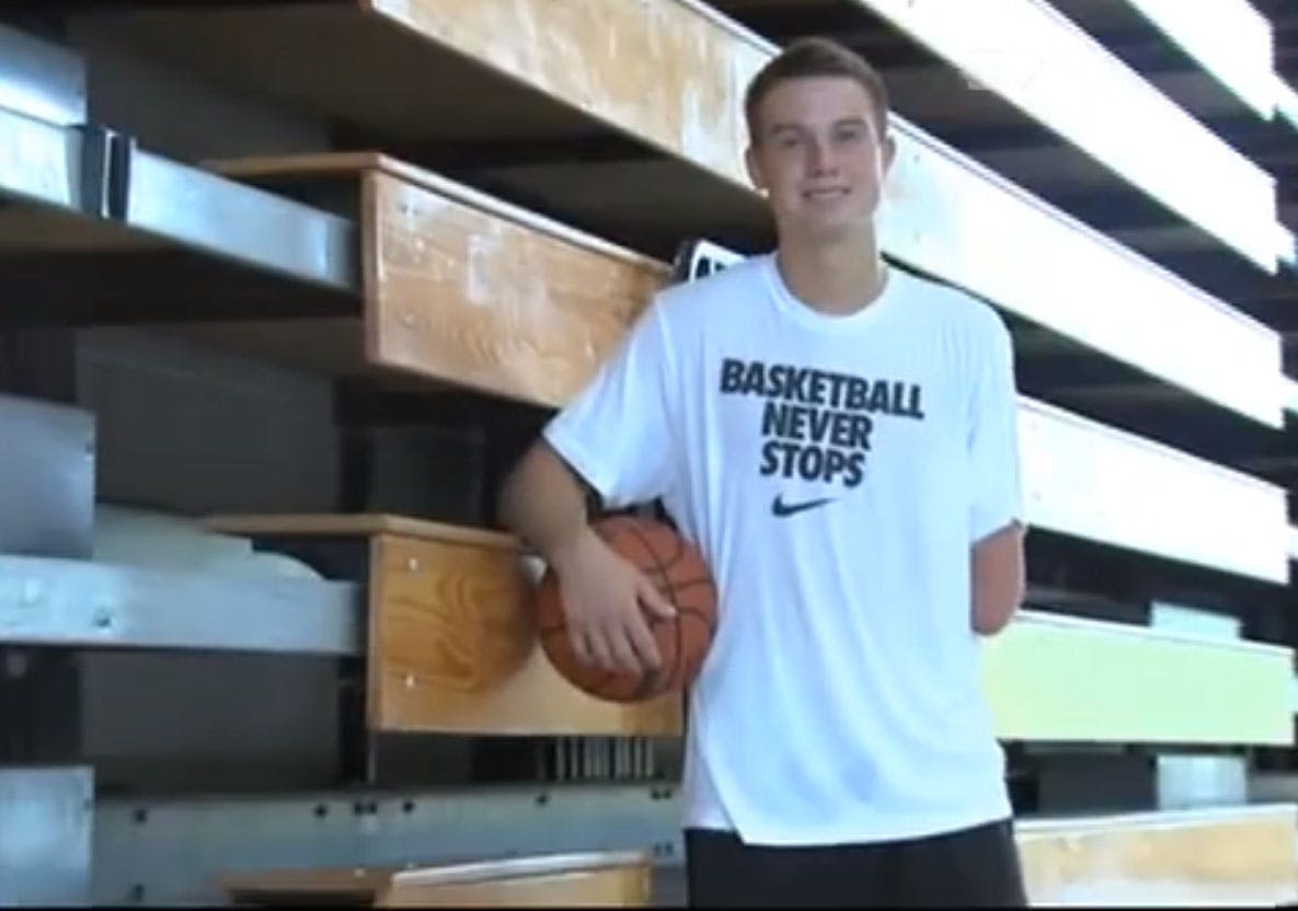 Zach Hodskins, a 2014 basketball prospect out of Alpharetta, Ga., was born without half of his left arm. On Saturday night, he committed to the Gators via his Twitter account. 