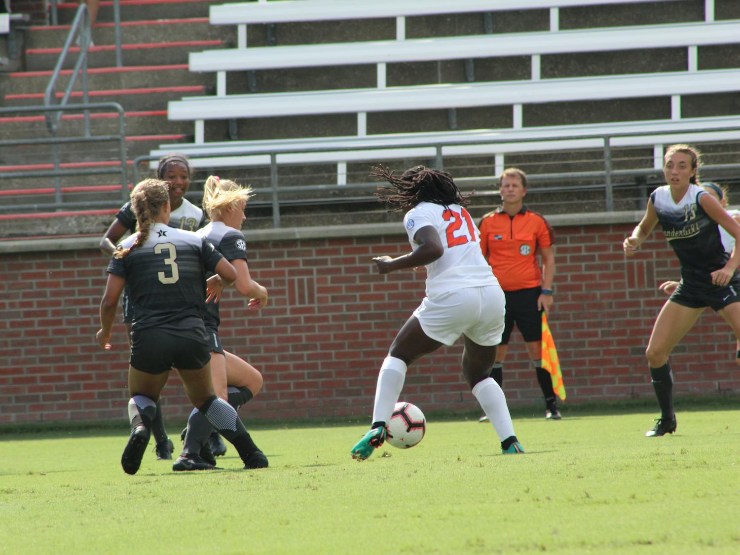 Forward Deanne Rose (21) scored two goals in Florida's season-opening win over FAU, including the overtime winner.