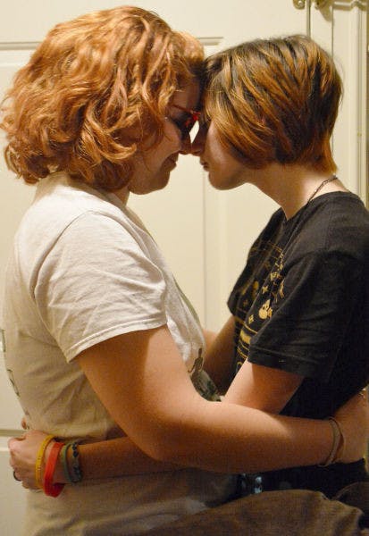 Selvester comforts her girlfriend, Amber, before leaving for a trip. She considers Amber to be one of her biggest supporters as she struggles with her health.