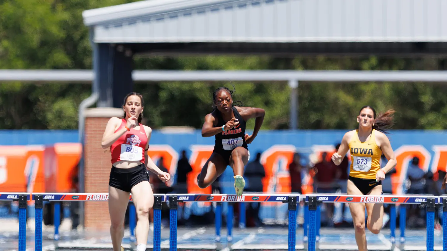 Marianna Wright competes in the women’s 400 meter hurdles during the Tom Jones Memorial Invitational in Gainesville, Fla., Friday, April 17, 2026.