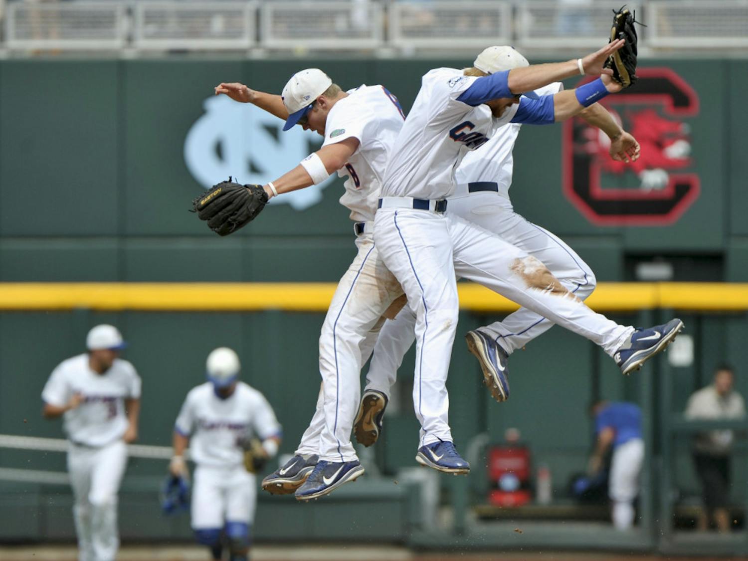 Florida beat Vanderbilt 6-4 Friday to advance to its second-ever
College World Series championship series. The Gators will play
either Virginia or South Carolina starting Monday. 