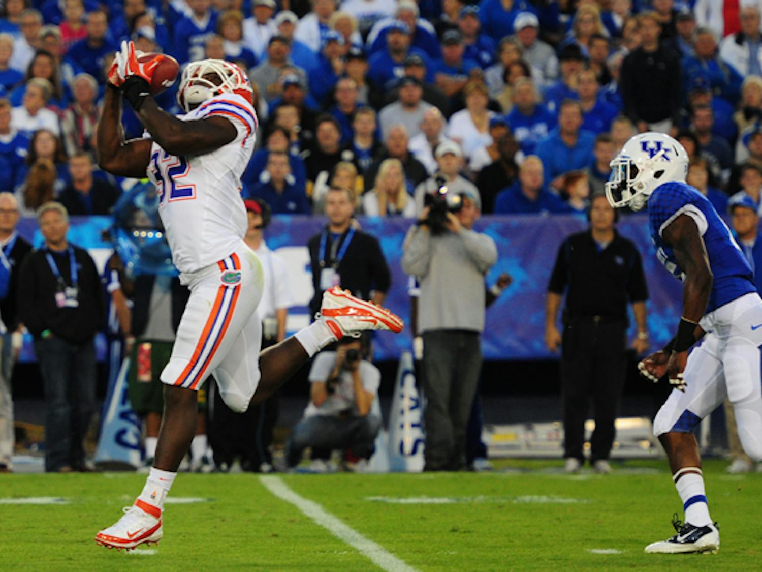 "white-space: pre-wrap;">After Omar Hunter recovered a fumble midway through the first quarter, Florida quarterback John Brantley hit tight end Gerald Christian on a 45-yard touchdown pass for the Gators’ first points of the game.