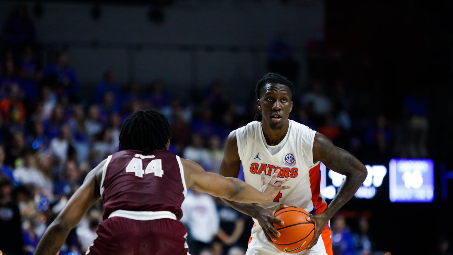 Florida&#x27;s Anthony Duruji holds the ball during a Dec. 6 game against Texas Southern. The senior tallied 14 points in the second half Saturday against Auburn.