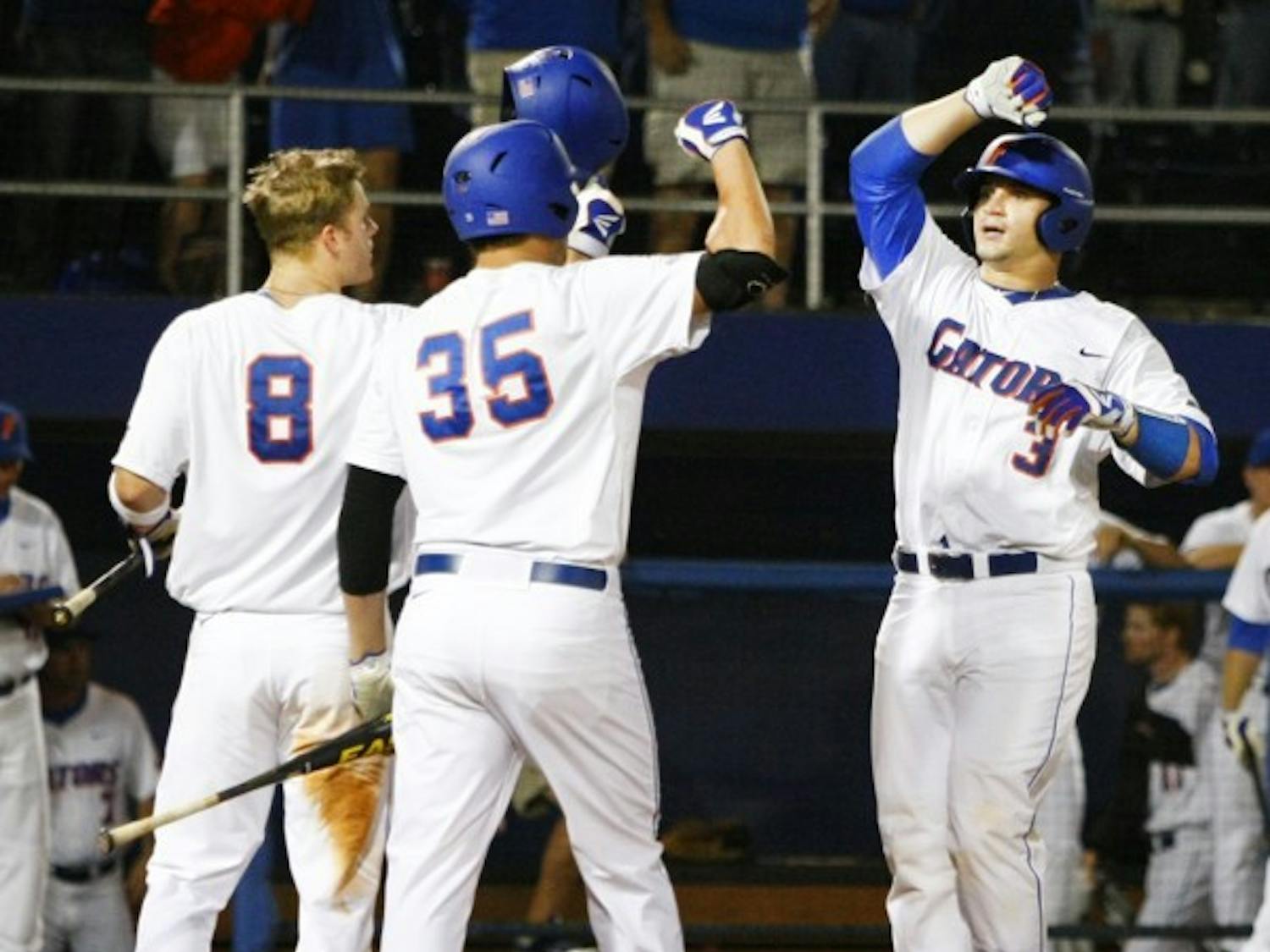 Mike Zunino hit two home runs in consecutive plate appearances to give Florida a 4-2 win against Florida Gulf Coast on Friday night.