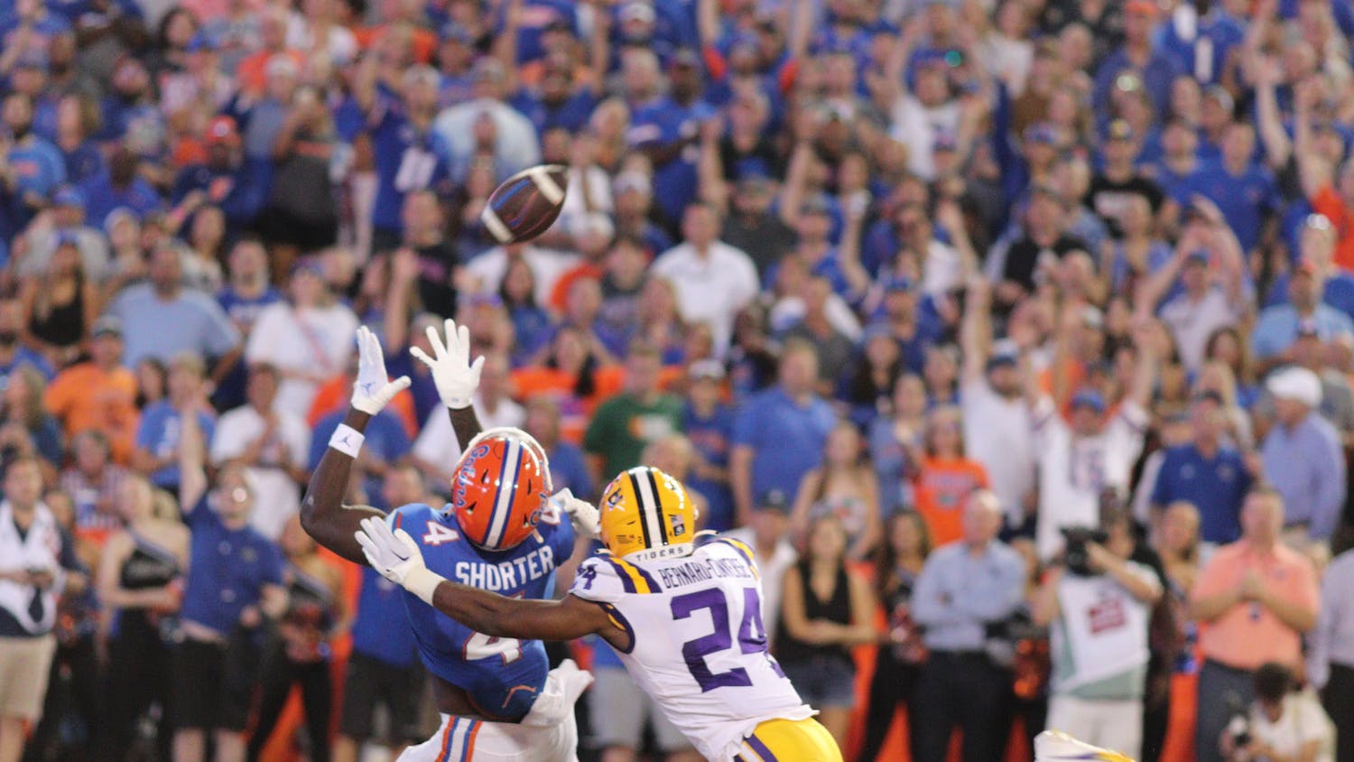 Florida receiver Justin Shorter catches a 51-yard touchdown in the Gators' 45-35 loss to the Louisiana State Tigers Saturday, Oct. 15, 2022.