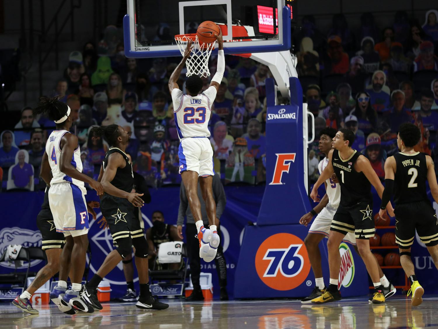 Lewis had missed the past four games due to health and safety protocols but made his mark against Vanderbilt, scoring 10 first-half points. Photo Courtesy of the SEC Media Portal.
