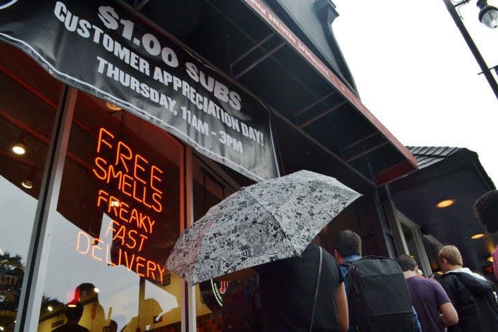 The rain didn’t stop students from gathering around Midtown’s Jimmy John’s Gourmet Sandwiches location Thursday for Customer Appreciation Day. Until 3 p.m., the restaurant was selling the first six menu items for $1.