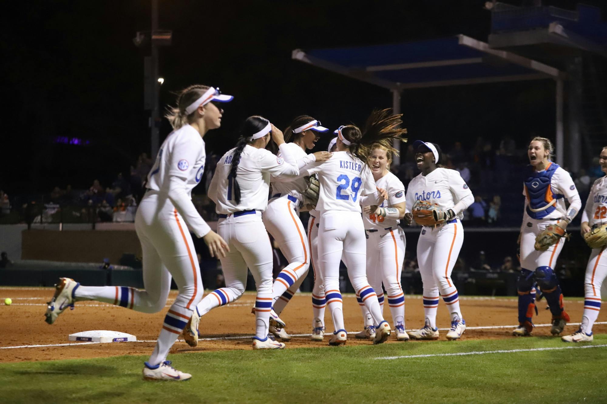 The Florida Gators softball team avoided the sweep Monday night by handing No. 5 Alabama a 2-1 loss.