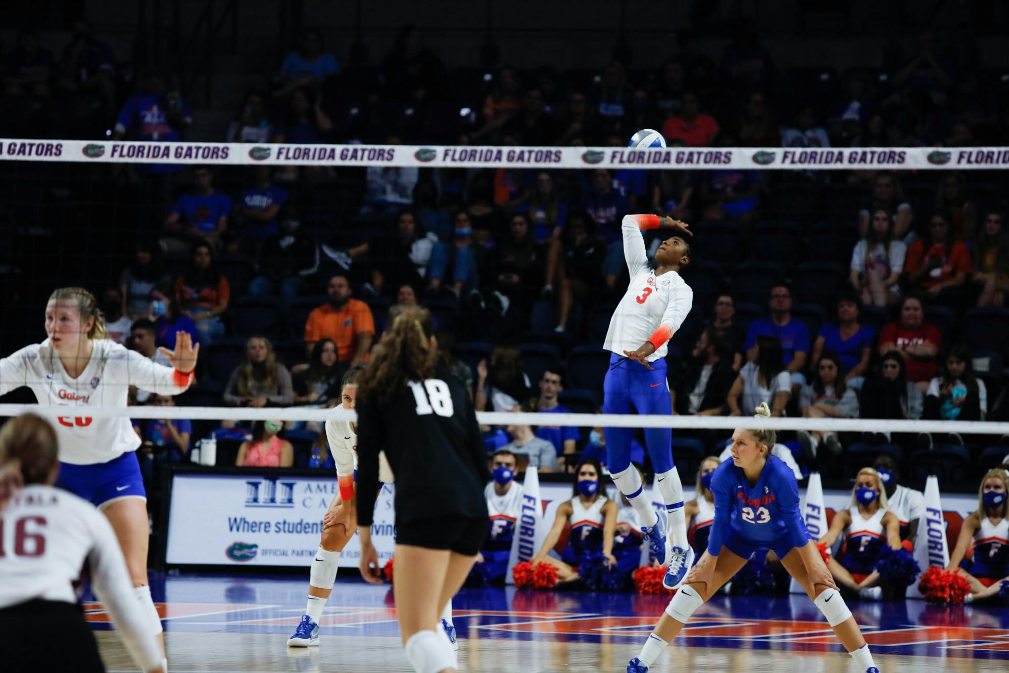 Florida’s T’ara Ceasar serves during an Oct. 16 game against Texas A&M