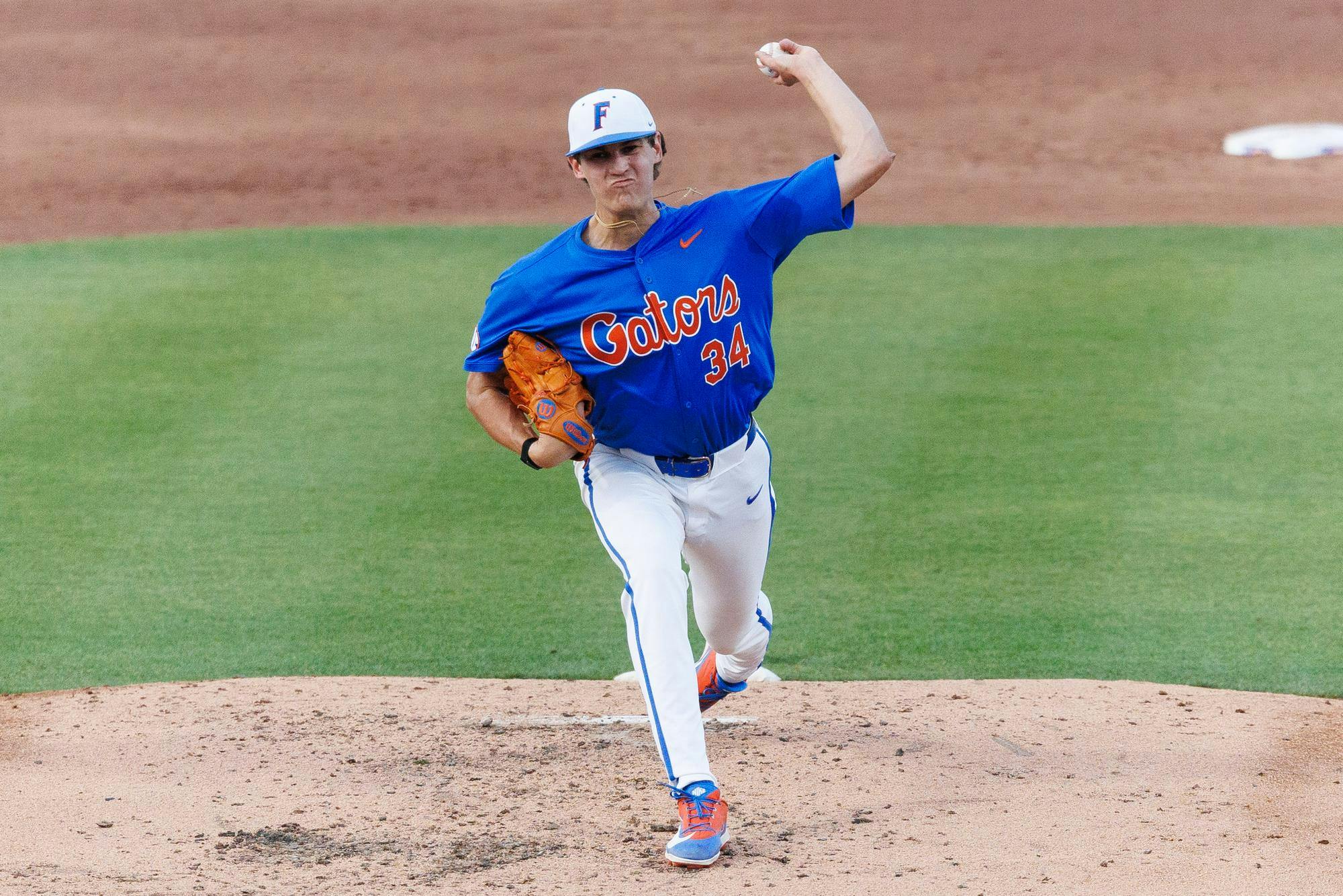 Florida left-handed pitcher Eli Blair (34) throws a pitch during an NCAA baseball game against Jacksonville University, Tuesday, March 31, 2026, in Gainesville, Fla.