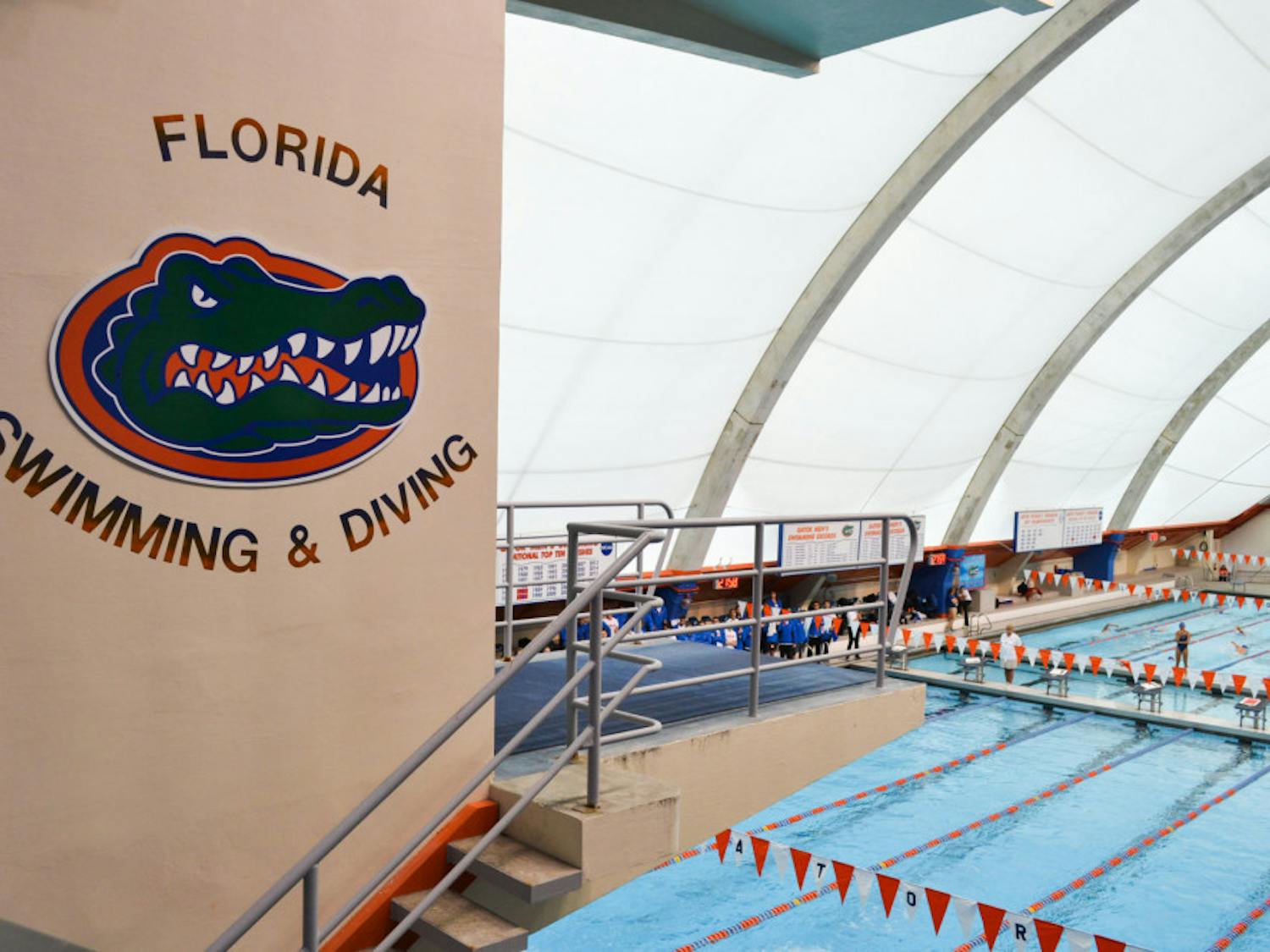 The UF men's and women's swimming teams collected numerous victories and personal records at Auburn’s James E. Martin Aquatics Center in a field with with nine of the 12 teams competing ranked in the top-25 nationally.
