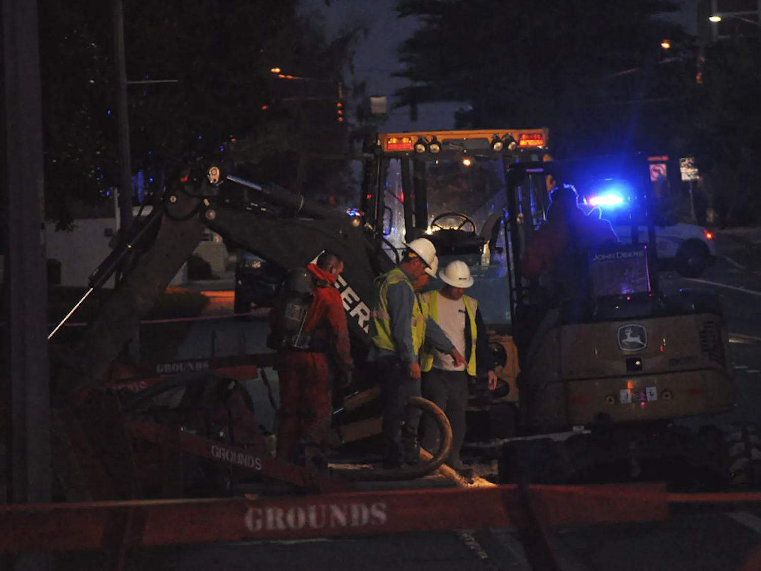 A construction team works to fix a break in the gas line on Museum Road. The gas leak diverted cars and pedestrians for about five hours on Monday, Jan. 5. 