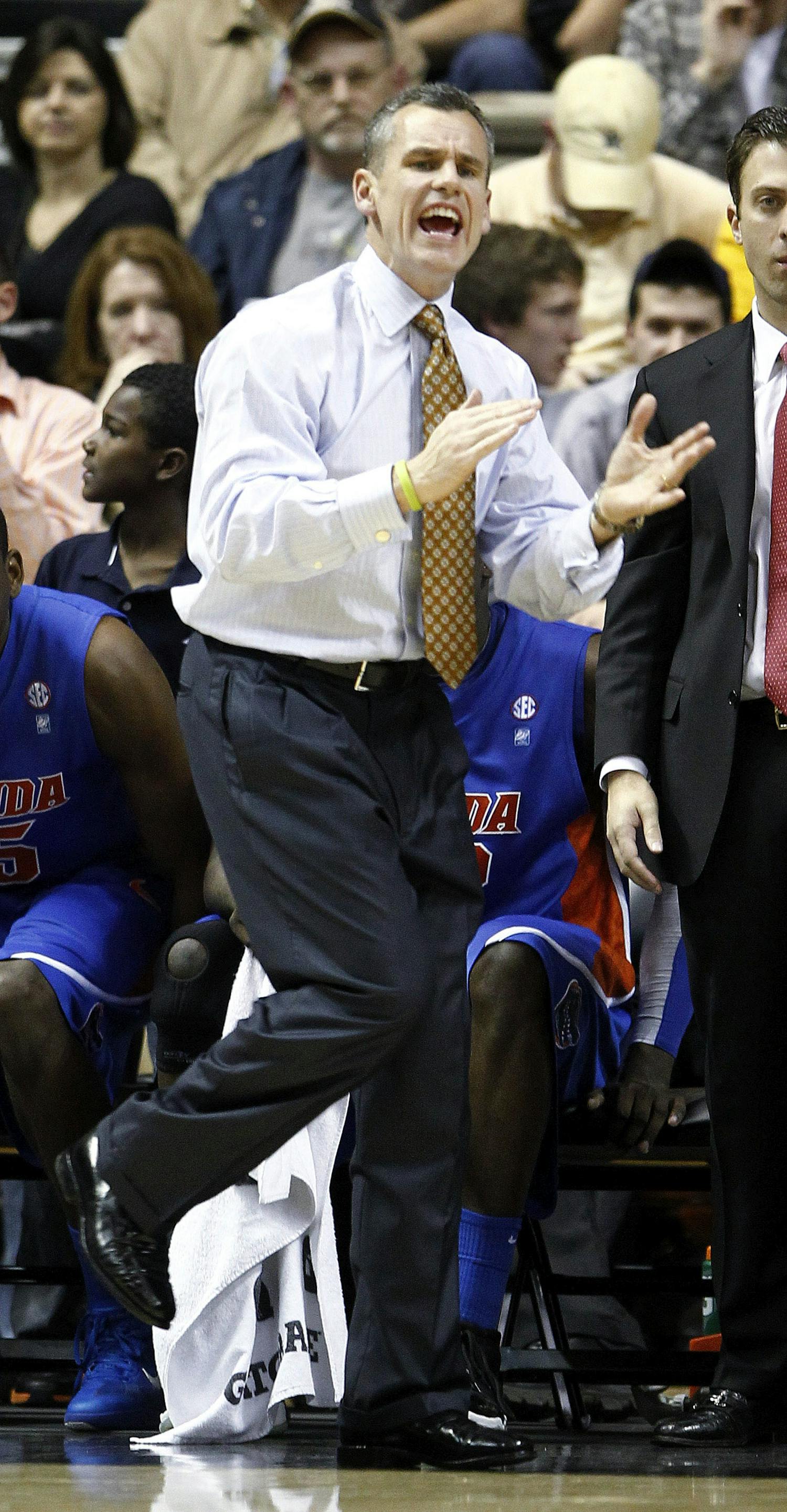 UF coach Billy Donovan yells to his team during the second half of Florida's 86-76 win over Vanderbilt on Saturday in Nashville, Tenn.