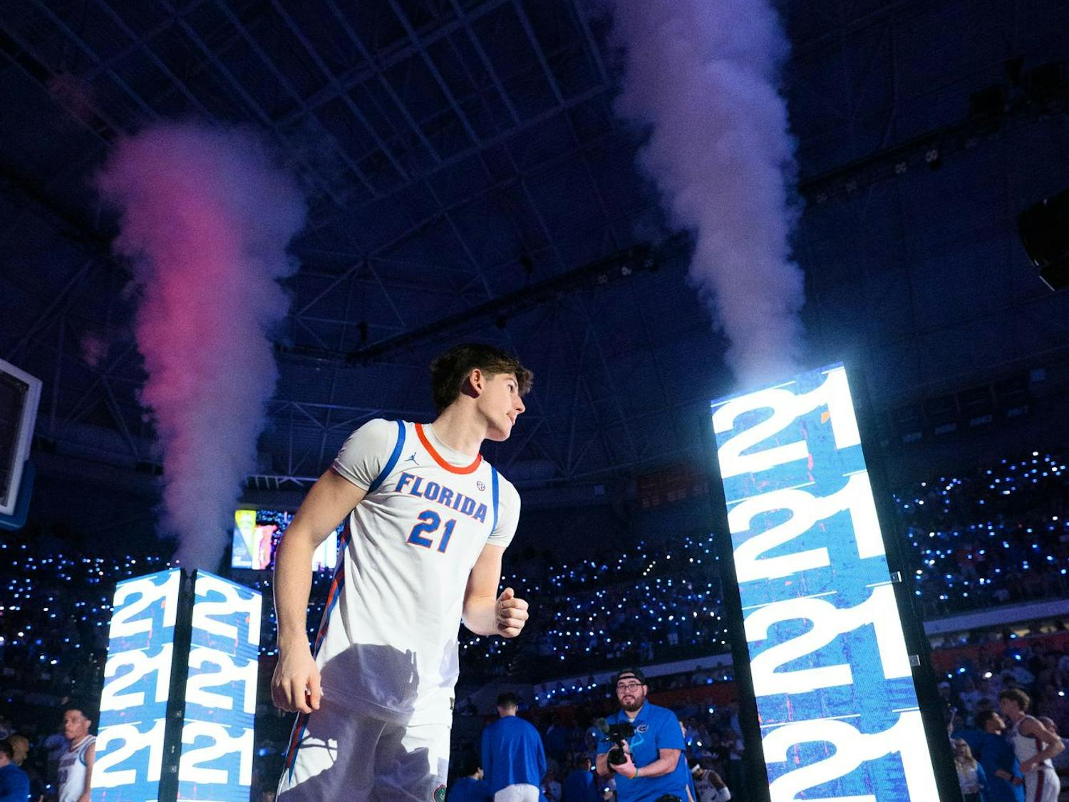 Florida forward Alex Condon during introductions before an NCAA college basketball game against Auburn, Saturday, Jan. 24, 2026, in Gainesville, Fla.